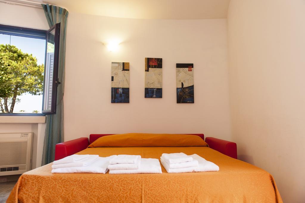 Amaregold Tenuta La Baronessa Resort Tuglie Ngoại thất bức ảnh