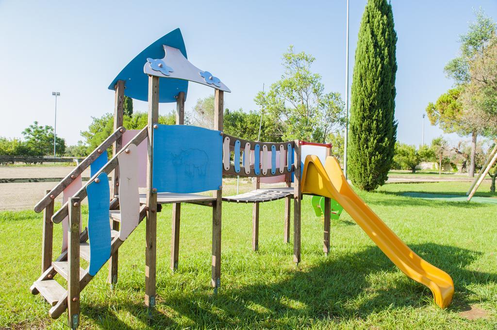 Amaregold Tenuta La Baronessa Resort Tuglie Ngoại thất bức ảnh
