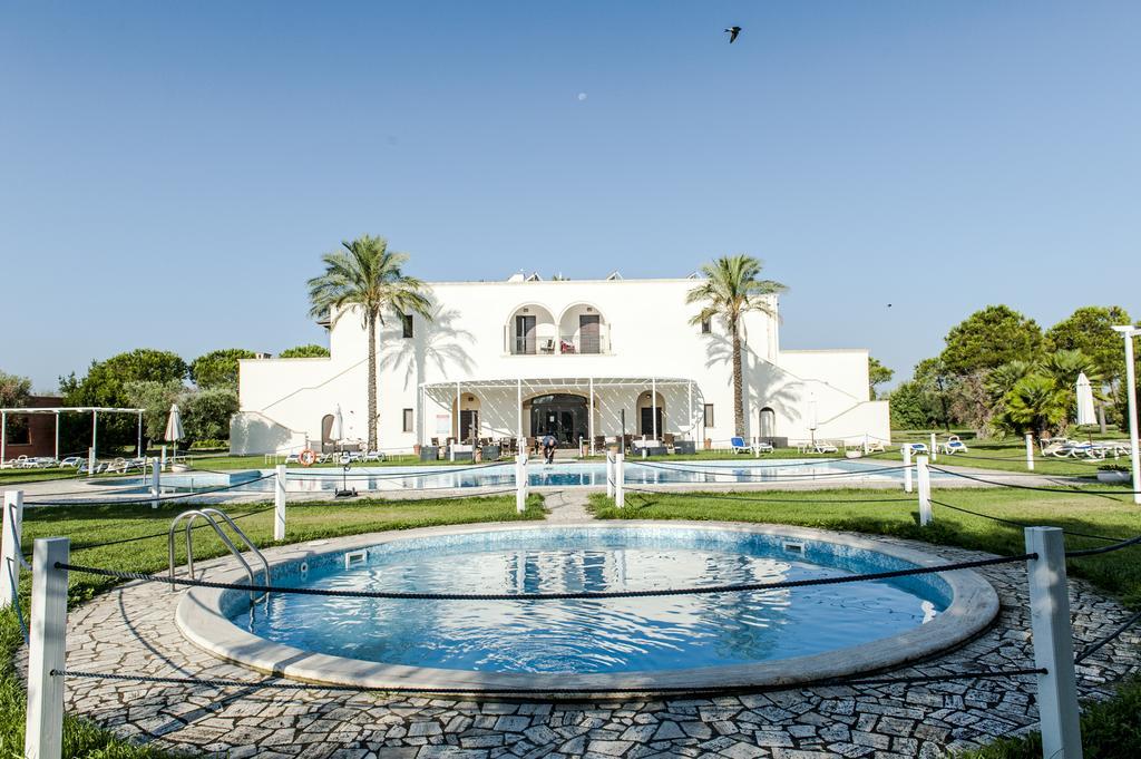 Amaregold Tenuta La Baronessa Resort Tuglie Ngoại thất bức ảnh